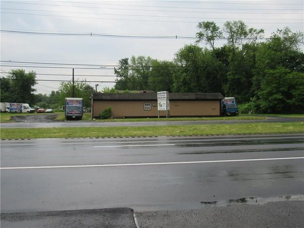 321 State Route 33, Manalapan, NJ 07726
